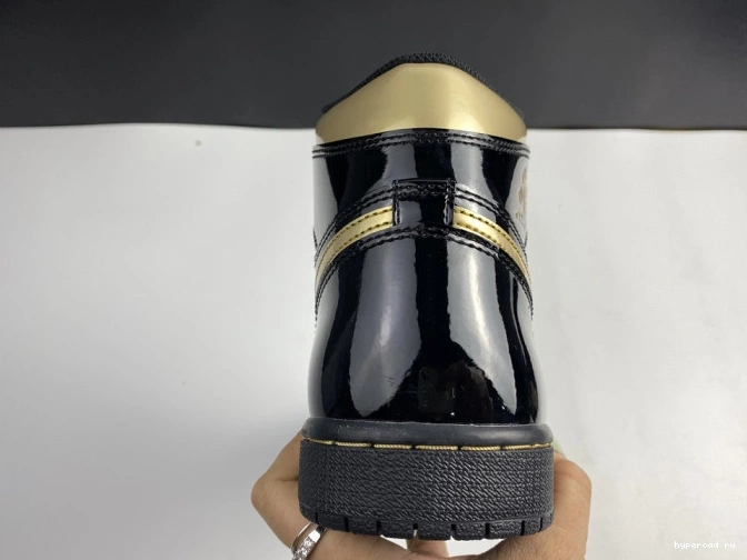METALLIC (2020) GOLD HIGH 1 BLACK 555088-032 AIR JORDAN RETRO 0812